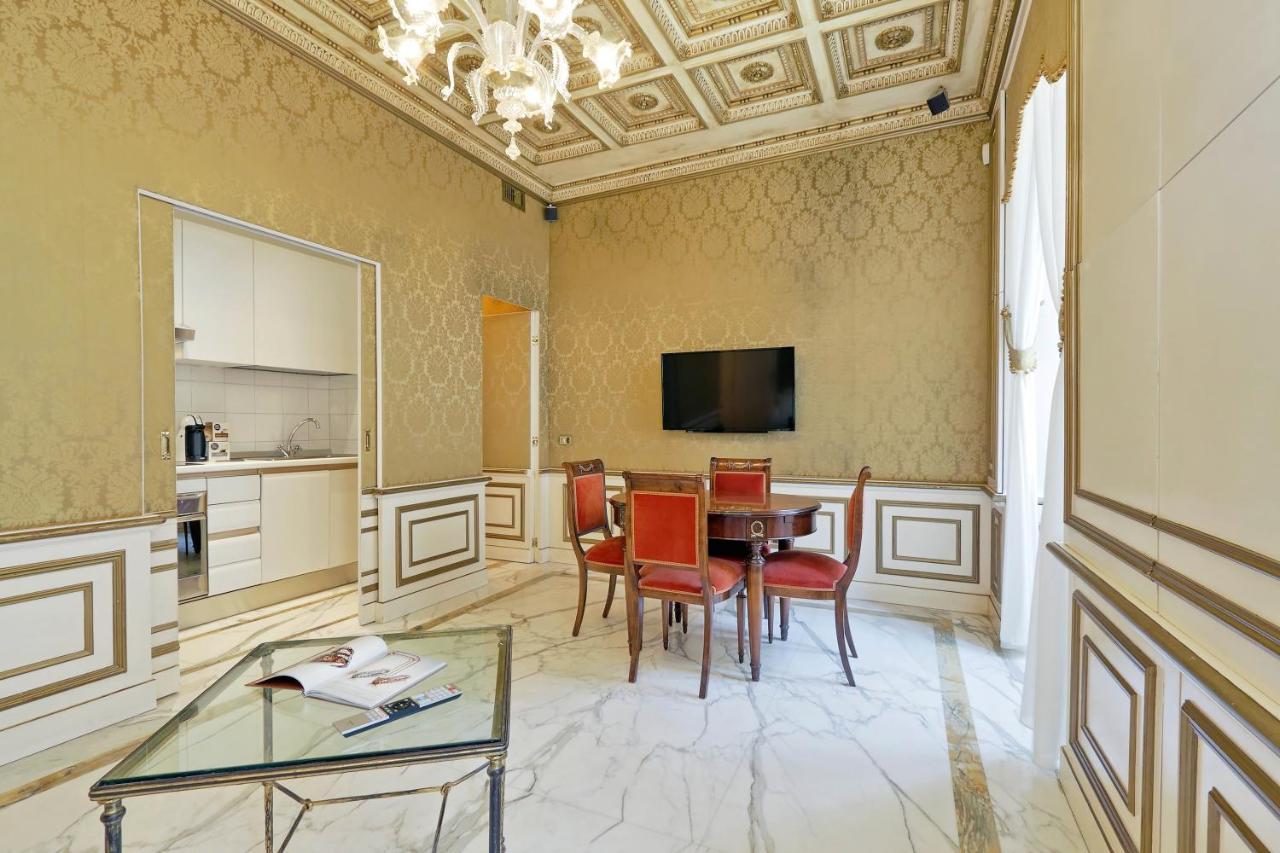 Elegant Apartment Nearby Trevi Fountain Roma Dış mekan fotoğraf