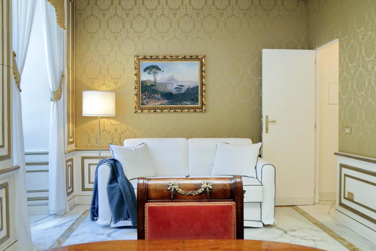 Elegant Apartment Nearby Trevi Fountain Roma Dış mekan fotoğraf